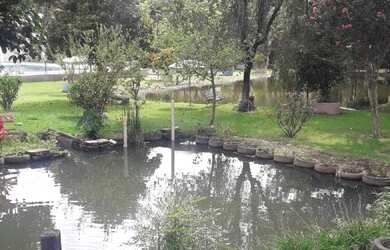 Imagem: A chácara possui 200m² de Área e está localizado em Jardim