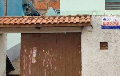 Imagem: A casa possui 2 Dormitórios, 1 Banheiro, 120m² de Área e