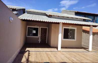 Imagem: A casa possui 3 Dormitórios, 3 Banheiros, 300m² de Área e