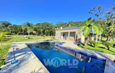 Imagem: A fazenda possui 160m² de Área e está localizado em Colônia