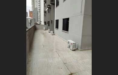 Imagem: O apartamento possui 3 Dormitórios, 5 Banheiros, 3 Vagas na