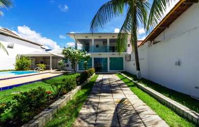 Imagem: A casa em condomínio possui 3 Dormitórios, 3 Banheiros, 4