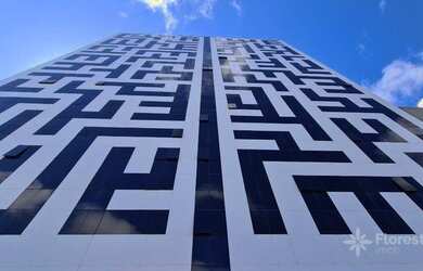 Imagem: O depósito possui 3 Vagas na garagem e 83m² de Área e está