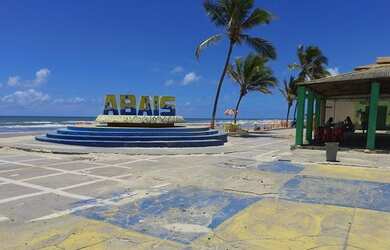 Imagem 1: Terreno grande Esquina em Praia do Abais - 600 metros da beira mar
