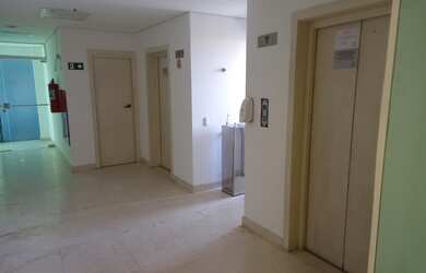 Imagem: O depósito possui 2 Vagas na garagem e 122m² de Área e está