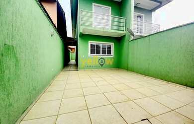 Imagem: A casa possui 3 Dormitórios, 2 Banheiros, 2 Vagas na garagem