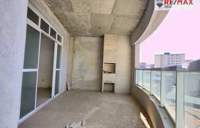 Imagem: O apartamento possui 3 Dormitórios, 2 Banheiros, 2 Vagas na