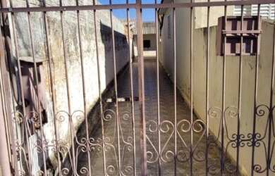 Imagem: A casa possui 2 Dormitórios, 1 Banheiro, 58m² de Área e