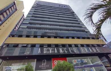 Imagem: O depósito possui 4 Vagas na garagem, 120m² de Área e está