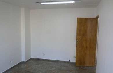 Imagem: O depósito possui 62m² de Área e está localizado em Centro