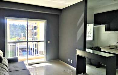 Imagem: O apartamento possui 1 Dormitório, 1 Banheiro, 1 Vaga na garagem