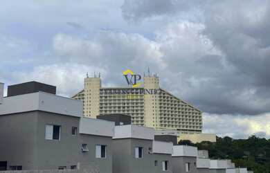 Imagem: A casa em condomínio possui 2 Dormitórios, 2 Banheiros, 1