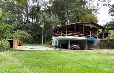 Imagem: O terreno possui 5.000m² de Área e está localizado em Jardim