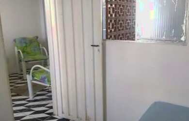 Imagem: A kitnet possui 1 Dormitório, 1 Banheiro, 30m² de Área, Imóvel