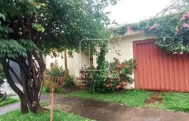 Imagem: O depósito possui 4 Vagas na garagem, 175m² de Área e está