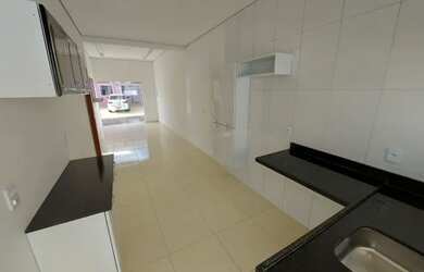 Imagem 1: Casa para Locação em Residencial fechado px do Municipal / Bairro Flores