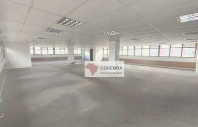 Imagem: O depósito possui 4 Vagas na garagem e 266m² de Área e está