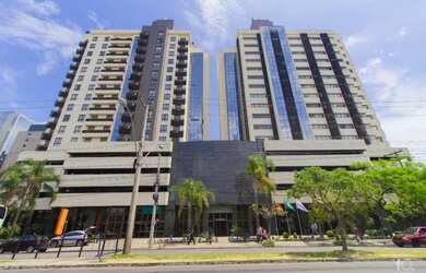 Imagem: O depósito possui 1 Vaga na garagem, 34m² de Área e está