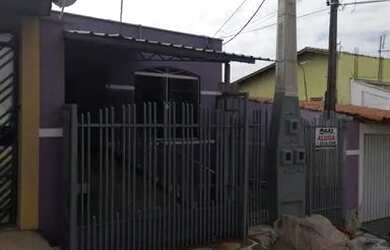 Imagem: A casa possui 1 Dormitório, 1 Banheiro, 30m² de Área e está