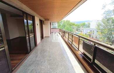 Imagem: O apartamento possui 3 Dormitórios, 3 Banheiros, 3 Vagas na