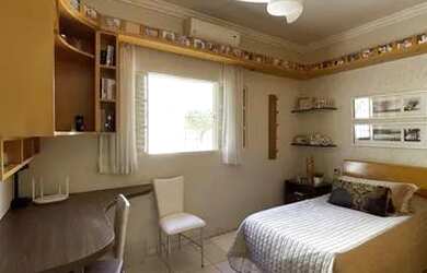 Imagem 10: Casa Alto Padrão à venda no Bairro Jardim Karaíba, em Uberlândia