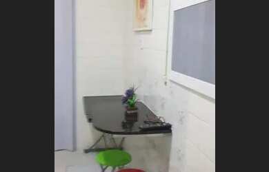 Imagem: A kitnet possui 1 Dormitório, 1 Banheiro, 1 Vaga na garagem