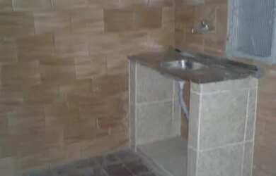 Imagem: A casa possui 2 Dormitórios, 2 Banheiros, 80m² de Área e