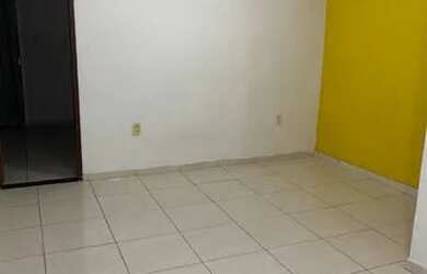 Imagem: A casa possui 2 Dormitórios, 2 Banheiros e 1 Vaga na garagem