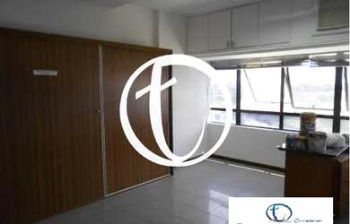 Imagem: O depósito possui 1 Vaga na garagem e 35m² de Área e está