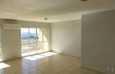 Imagem: O apartamento possui 3 Dormitórios, 1 Banheiro, 143m² de Área