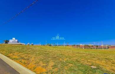 Imagem: O terreno possui 250m² de Área e está localizado em Jardins