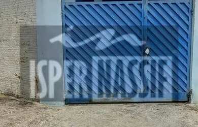 Imagem: A casa possui 2 Dormitórios, 1 Banheiro, 2 Vagas na garagem