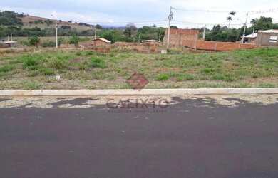 Imagem: O terreno possui 200m² de Área, Imóvel novo e está localizado