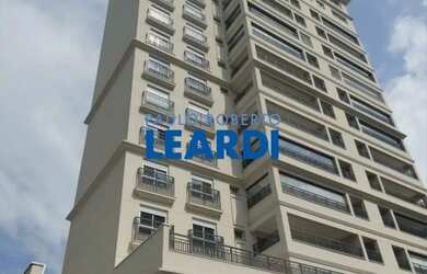 Imagem: O apartamento possui 3 Dormitórios, 3 Banheiros, 2 Vagas na