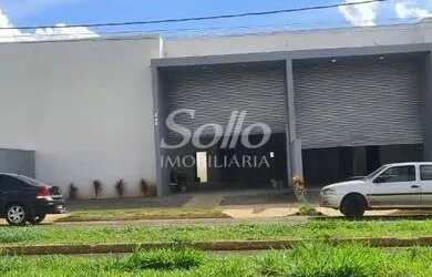 Imagem: O depósito possui 240m² de Área e está localizado em Grand