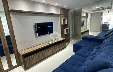 Imagem: O apartamento possui 2 Dormitórios, 1 Banheiro, 2 Vagas na