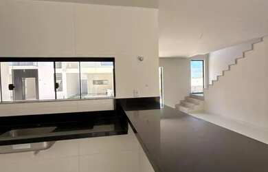 Imagem 6: Casa à Venda no Condomínio Betel em Buraquinho com 3 quartos - Lauro de Freitas - BA