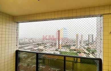 Imagem: O apartamento possui 3 Dormitórios, 1 Banheiro, 3 Vagas na