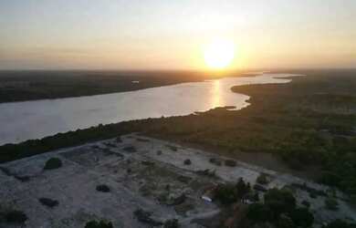 Imagem: O terreno possui 150m² de Área e está localizado em Mondubim