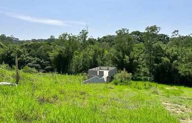 Imagem: O terreno possui 1.000m² de Área e está localizado em Taiacupeba