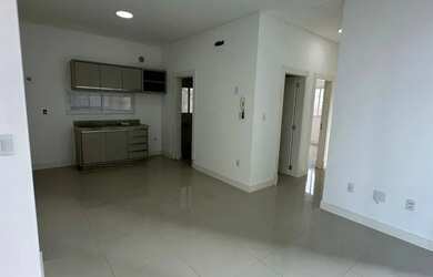 Imagem 3: Apartamento à venda no Meia Praia, Itapema