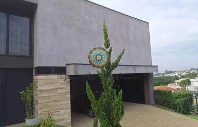 Imagem: A casa em condomínio possui 3 Dormitórios, 5 Banheiros, 3