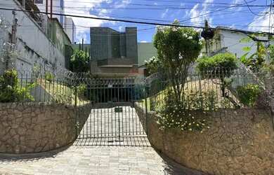 Imagem: A casa possui 1 Dormitório, 2 Banheiros e 32m² de Área e