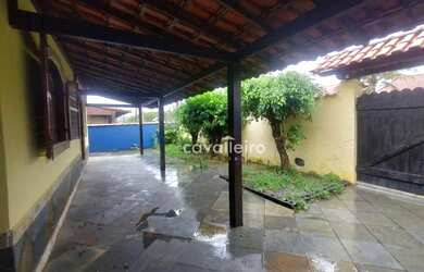 Imagem: A casa possui 2 Dormitórios, 1 Banheiro, 3 Vagas na garagem