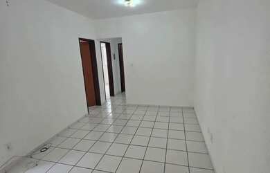 Imagem: O apartamento para alugar possui 2 Dormitórios, 1 Banheiro
