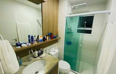 Imagem: O apartamento possui 2 Banheiros, 2 Vagas na garagem, 113m²