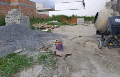 Imagem 1: Belo lote meio de quadra, medido 350 m² no Condomínio Ouroville em Taubaté