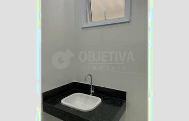 Imagem 9: Venda Casa NOVO MUNDO. Churrasqueira, Varanda, Imóvel novoeÁrea de serviço