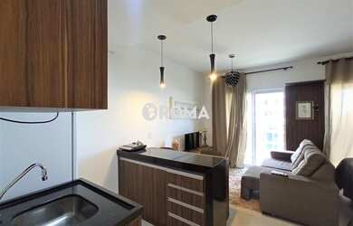 Imagem: O studio possui 1 Dormitório, 1 Banheiro, 1 Vaga na garagem