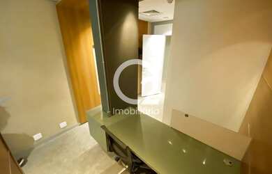 Imagem: O depósito possui 5 Vagas na garagem e 313m² de Área e está